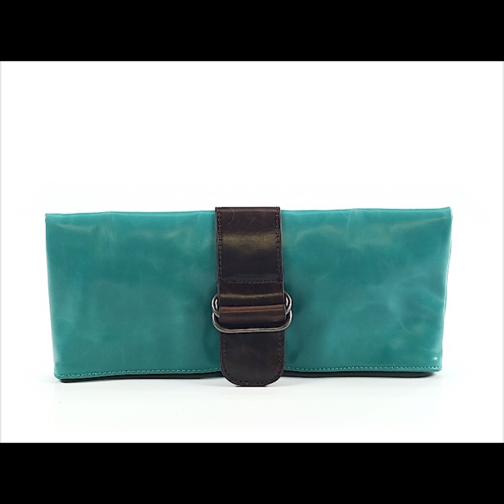 Shiraleah Chicago - NWT Aqua Clutch Purse (Teal)